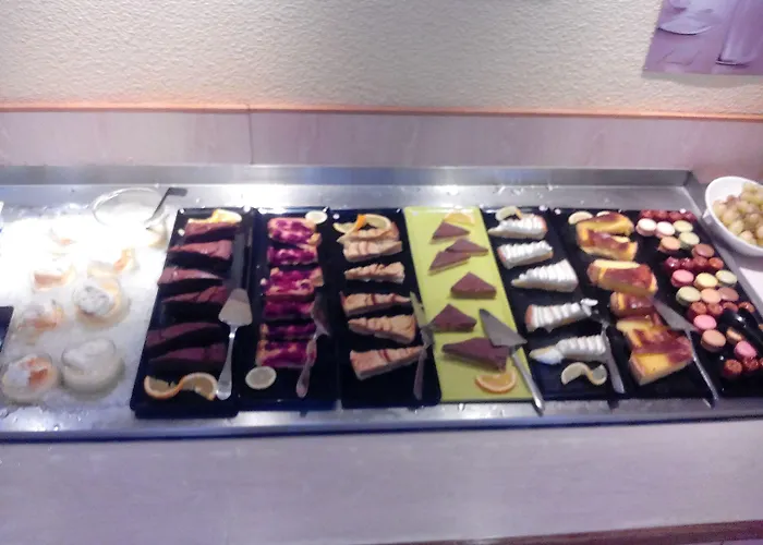 Hotel Ace Bordeaux-cestas 3*