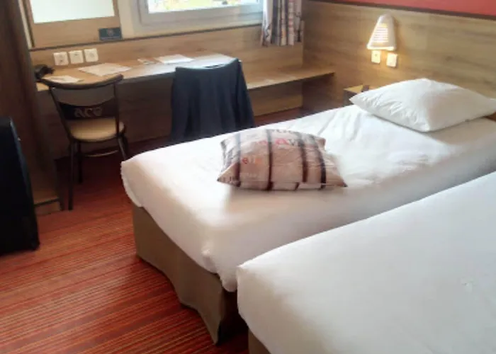 Hotel Ace Bordeaux-cestas 3*