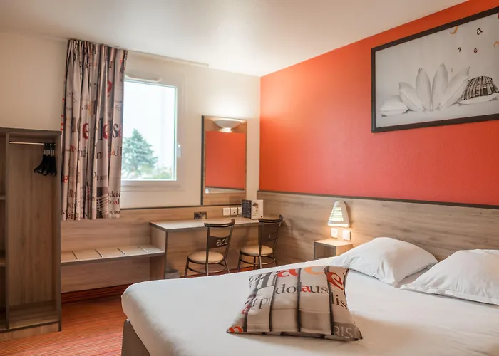 Hotel Ace Bordeaux-cestas 3*
